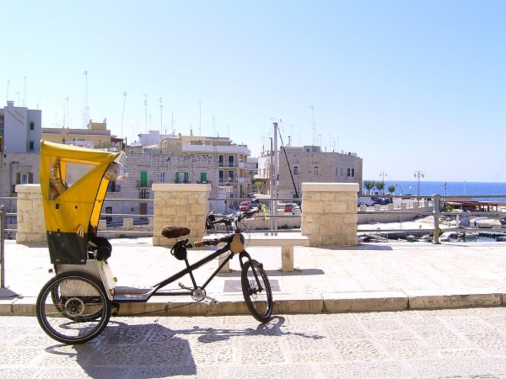Palazzo Morola XIV Century Διαμέρισμα Giovinazzo Εξωτερικό φωτογραφία