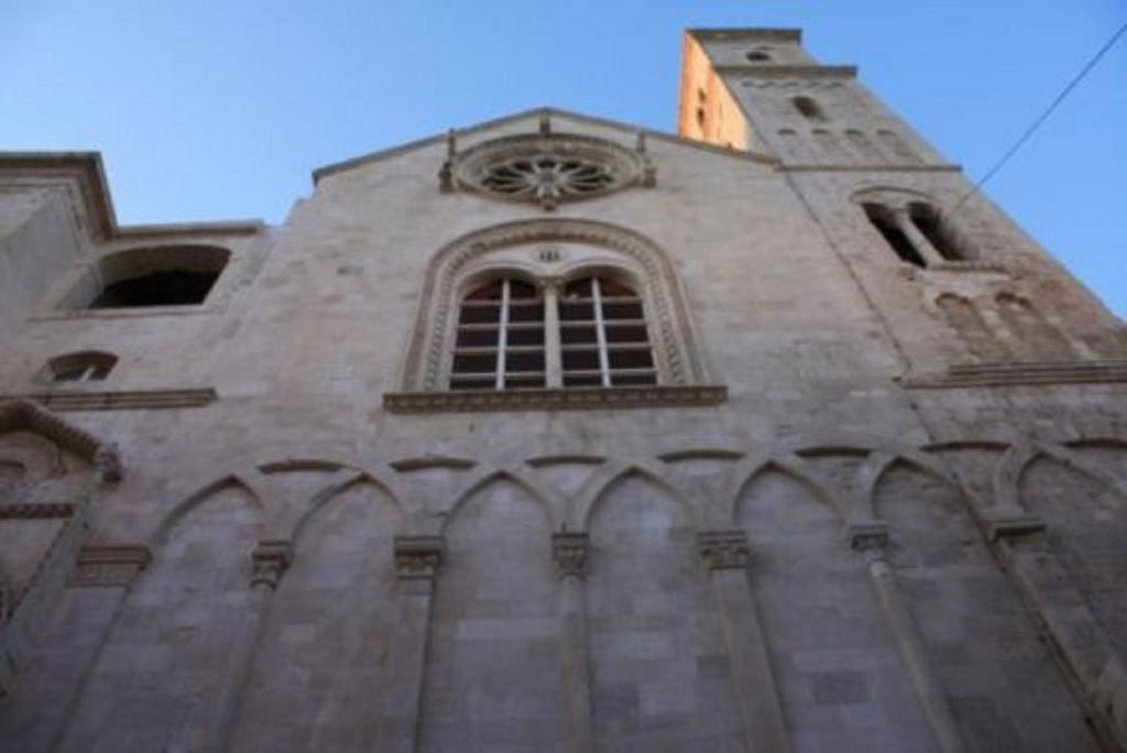 Palazzo Morola XIV Century Διαμέρισμα Giovinazzo Εξωτερικό φωτογραφία