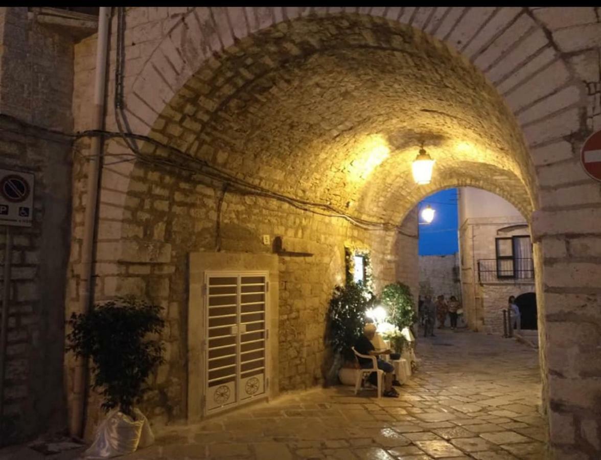 Palazzo Morola XIV Century Διαμέρισμα Giovinazzo Εξωτερικό φωτογραφία